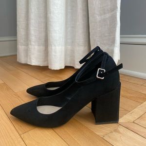 Mango block heels in black